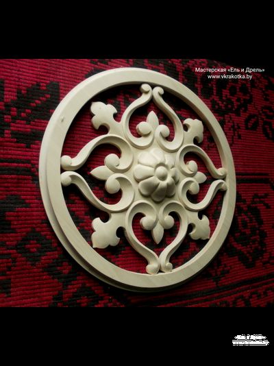 Резьба по дереву в круге