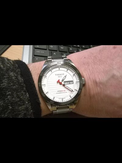 Швейцарские часы Tissot T100.430.11.031.00