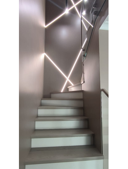 Л-1/3. Ступени, поручень- массив ясеня, подступёнок - мдф под эмалью