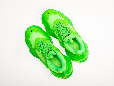 Balenciaga Triple S Sneaker Clear Sole Green
