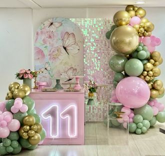 Фотозона из шаров Эвкалипт, золото для праздника