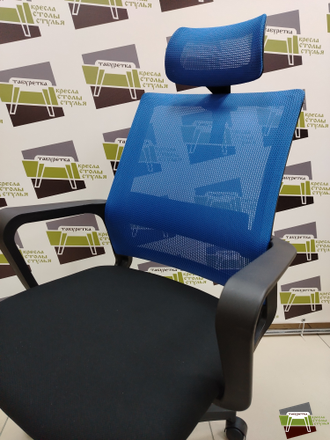 Кресло офисное Бит, черный пластик/синяя сетка/черная ткань