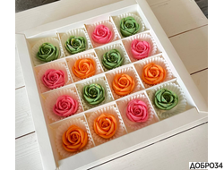 Коробка с шоколадными розами «Смайлик» фото1