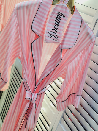 Халат Виктория Сикрет бело-розовая полоска и маска для сна