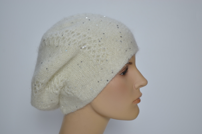 Вязаный итальянский зимний берет белого цвета для женщин