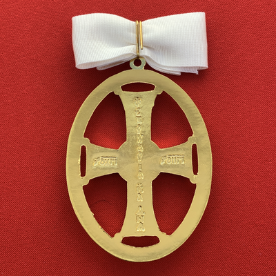 Орден Святой Ольги 1-й степени со стразами, с бантом из муаровой ленты. Полноразмерная копия LUX. Лот № 62.