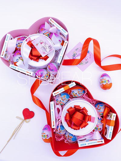 Подарочная коробка Киндер сюрприз и Рафаэлло средняя