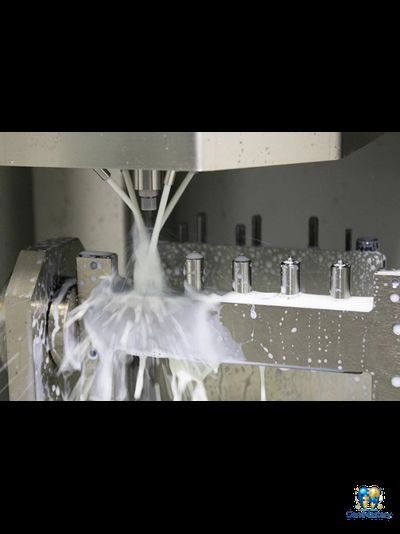 Фрезерный станок F4T: надежная обработка ZrO2, стеклокерамики, титана и других материалов с высокой точностью