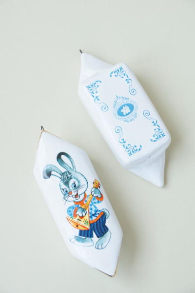 Конфетка "Зайчик с балалайкой"