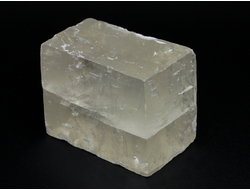 Кальцит оптический, скол по спайности, Бразилия (58*38*30 мм, 141 г) №23544