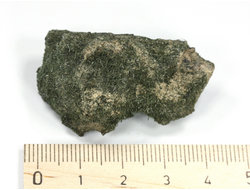 Эгирин зеленый, Россия, Мурманская обл., Ловозерский район (42*25*22 мм, 13 г) №26774