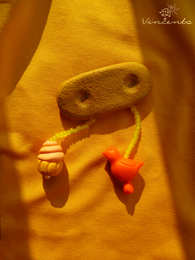 Печенюшка и Пичужка. Необычная брошь с птичкой и печенькой из термоглины