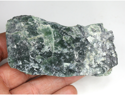 Серпентин, необработанный, дикий образец, Россия, КЧР, Урупский район (90*47*10 мм, 50 г) №37602