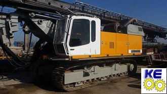 Стекло кузовное левое Liebherr LRB255