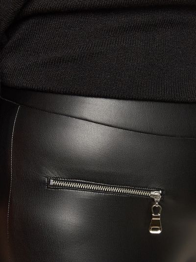 Брюки зауженные с металлическими молниями из экокожи