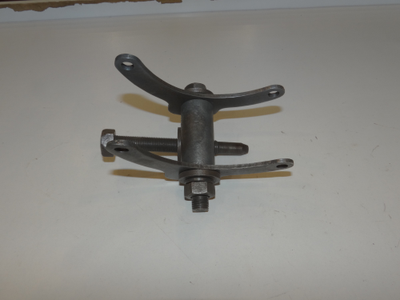 Заднее крепление двигателя С3Д