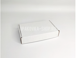 Коробка с откидной крышкой 182*115*35 мм БЕЛЫЙ