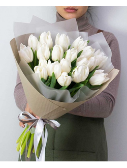 БУКЕТ ИЗ 19 ТЮЛЬПАНОВ "ЛИЛИТ"