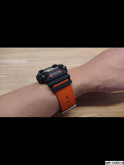 Часы Casio G-Shock GA-900C-1A4ER