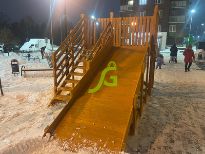 Деревянная зимняя горка "IgraGrad Snow Fox", скат 4 м