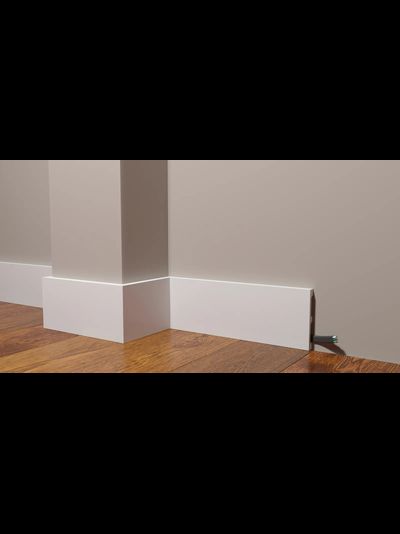 Напольный плинтус Decor Dizayn DD709, 2 метра