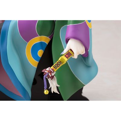 Фигурка 1/8 Аптекарь (Kusuriuri)