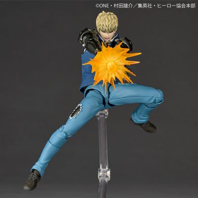 Фигурка Генос (Genos Amazing Yamaguchi, Revoltech)