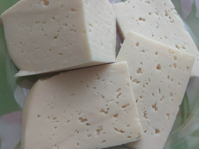 Фермерский мягкий сыр по домашним рецептам купить с доставкой на дом