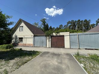 Дом, 110,0 кв.м., + зем. участок 6,64 сотки, ул. Ефремова.
