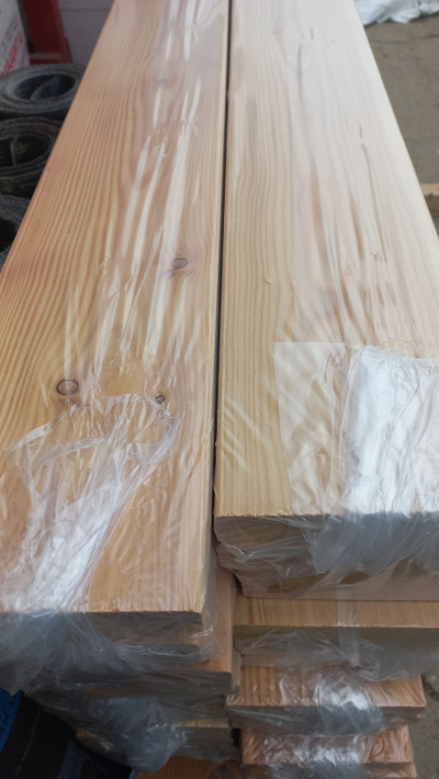 Палубная доска «ГЛАДКАЯ» ЛИСТВЕННИЦА 28мм*140мм Сорт С(3) Длина: 4м