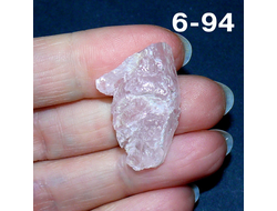 Розовый кварц натуральный (необработанный) Россия №6-94: 4,4г - 29*19*8мм