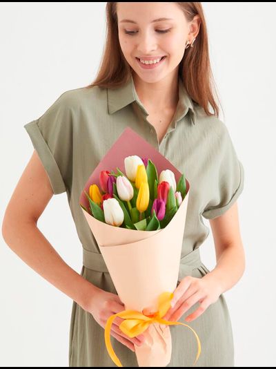 Букет из 15 тюльпанов: микс