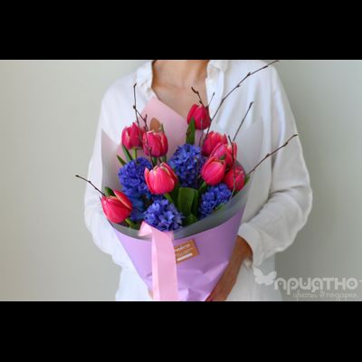 Букет цветов на 8 марта № 703