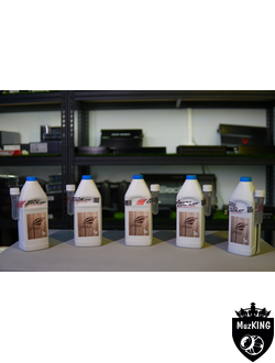 Полиэфирная смола с отвердителем