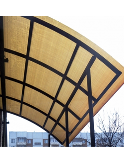 Металлический козырек односкатный дугообразный с опорами (артикул МКС12)