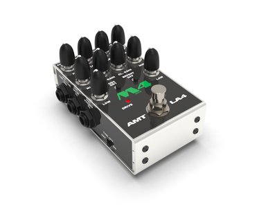 AMT LA4 M4V   –  двухканальный гитарный преамп 4 серии