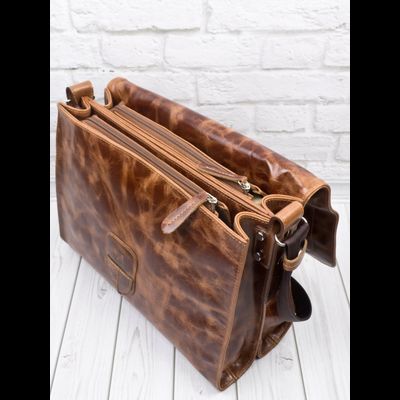 Кожаная сумка через плечо Albano Premium cognac (арт. 
5006-53)