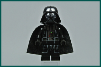 # 5005376 «Дарт Вейдер» ― Набор Аксессуаров с Минифигуркой в Футляре / “Darth Vader” Pod (Polybag)