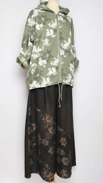 Ветровка-пыльник хлопок "БЕЛЫЕ ЦВЕТЫ" хаки до р.54