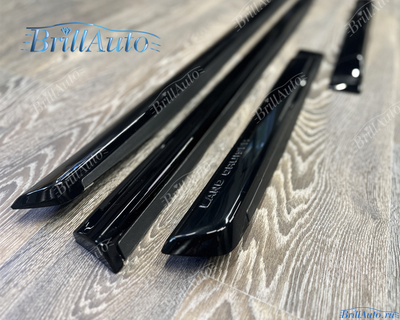 Молдинги Toyota Land Cruiser 200 узкие черные