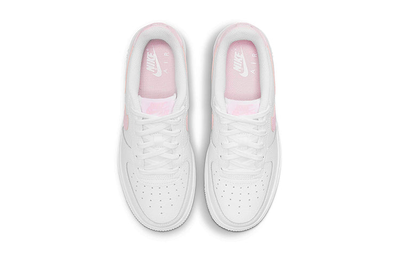 Кроссовки Nike Air Force 1 Low (GS) White Pink Foam  бело-розовые вид сверху