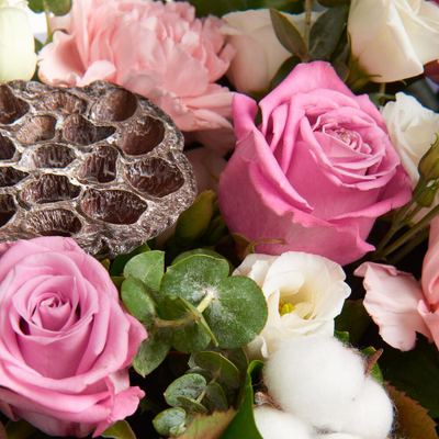 Букет с лотосом