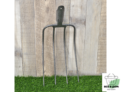 Вилы 4-х рогие навозные цельнокованые, рельсовая