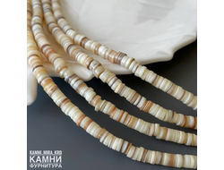 Перламутр бежевый плоские диски фри-форм 6,5х2 мм, цена за нить 19 см