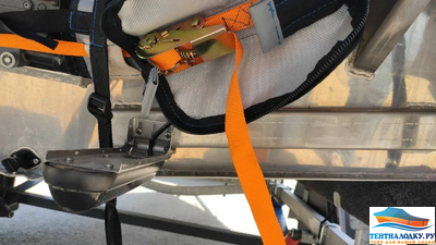 Тент на лодку GIRGIS 450 центр. консоль