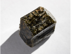 Вилуит, кристалл, Якутия (20*16*14 мм, 12 г) №18713