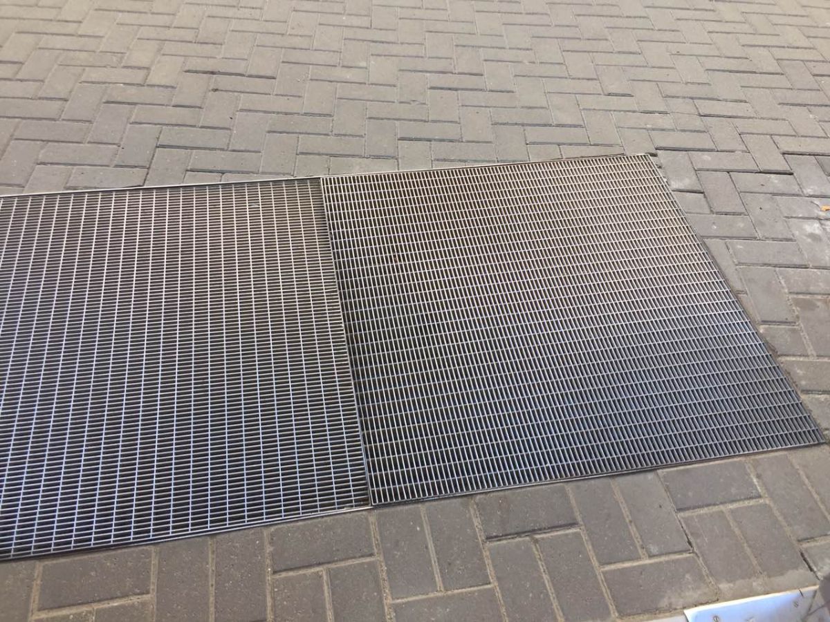 решетчатый настил p 33х11/30х2 1000х1000 мм zn. 10112. решетчатый настил 33*11/30*2 zn 1100*1000. прессованный настил 33х11. прессованный настил 33х11.