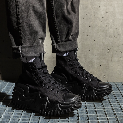 All star converse total black sales