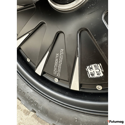 Электроскутер GT TANK 01 PRO 3000W 72V 60AH