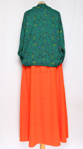 Джемпер  "МЕЛКИЕ ЦВЕТОЧКИ" зеленый до р.52